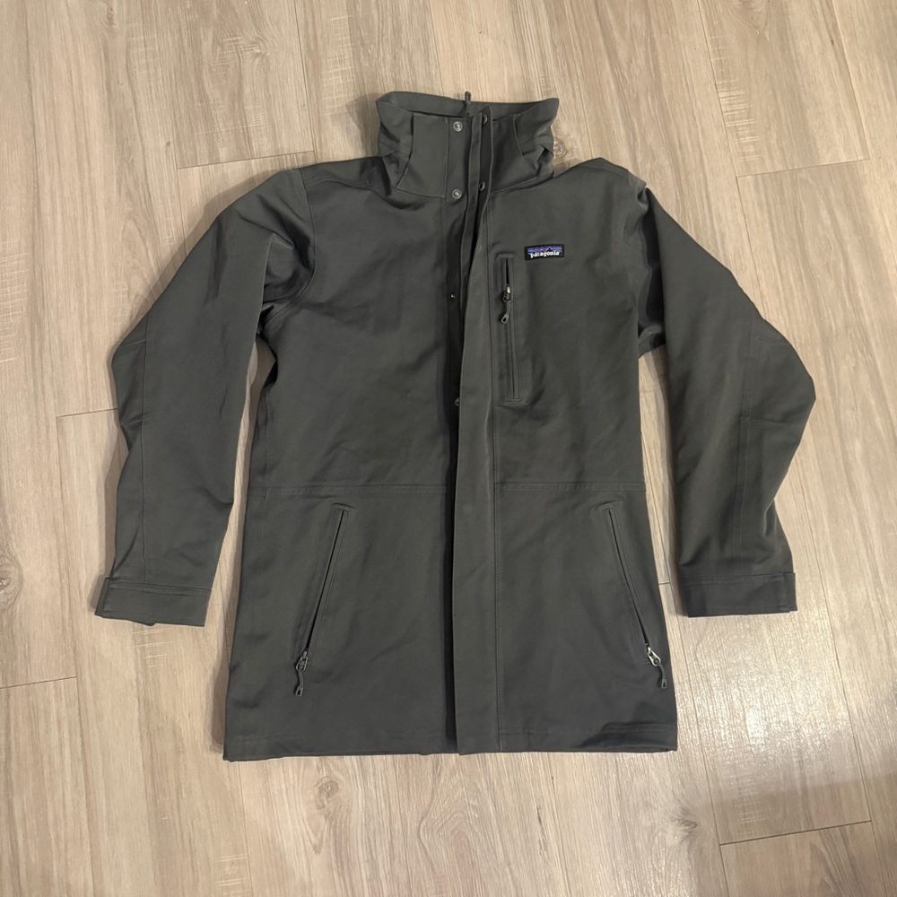 Patagonia Charcoal Full-Zip Coat